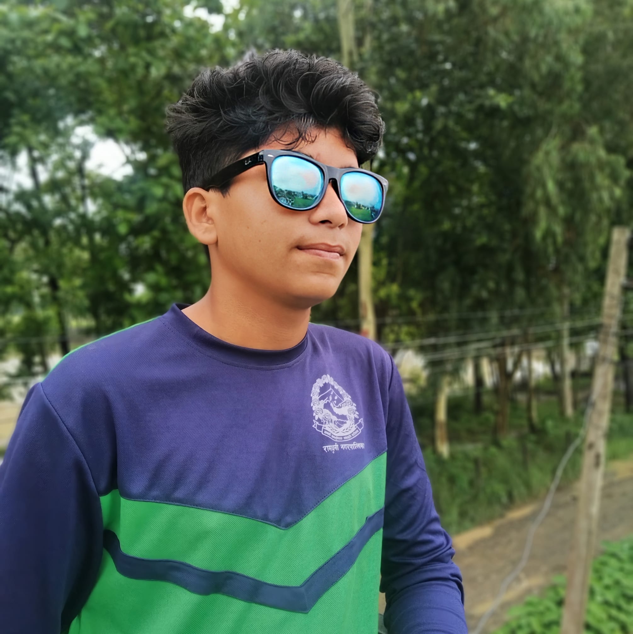 alt