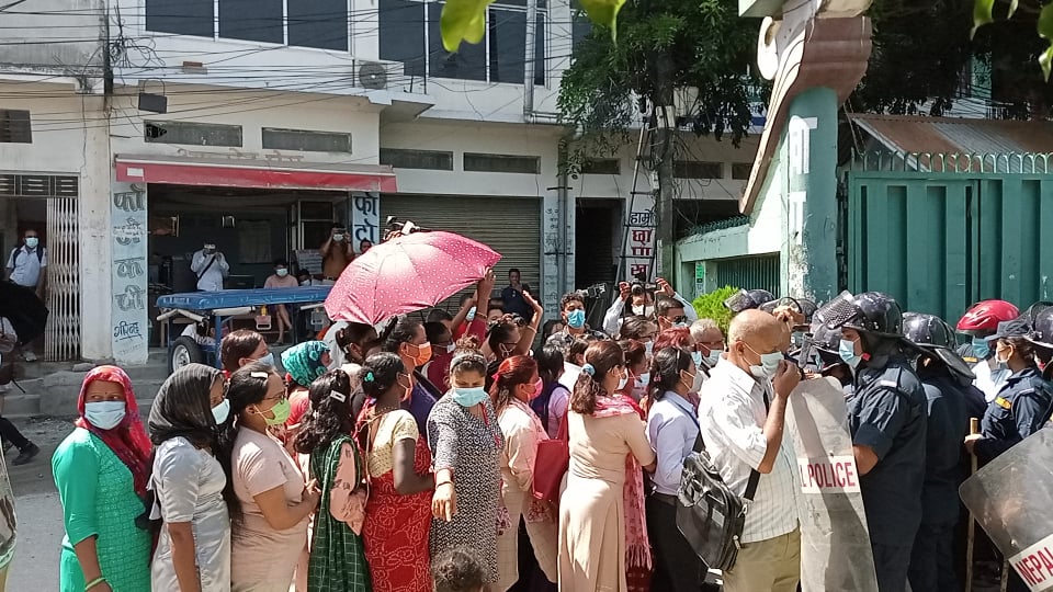 itahari mahila3