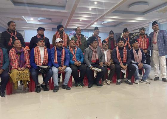रेडिमेड व्यावसायी संघ इटहरीका पदाधिकारीले गरे सामुहिक राजिनामा 