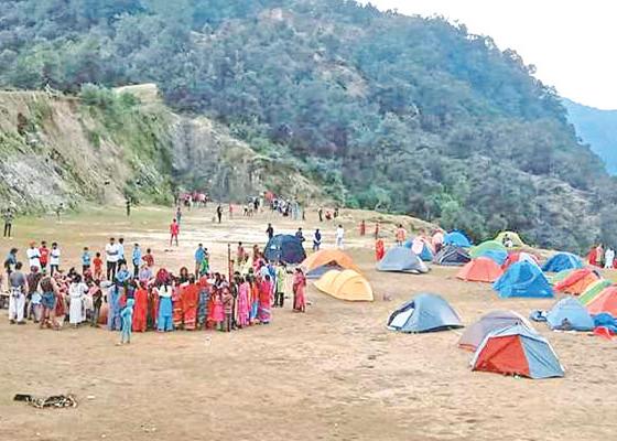 ‘रेन्बो फेमिली’ को शङ्कास्पद भेला