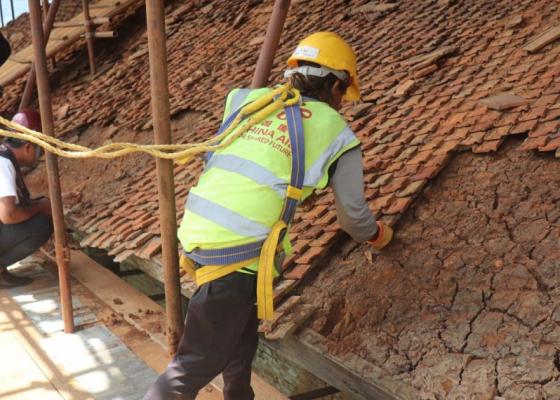 पुनर्निर्माणका लागि नुवाकोटको साततले दरबार भत्काउन सुरु