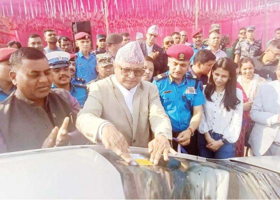 ६० लाख बढी खर्च गरेर छापेका स्टिकर उपयोगविहीन,स्टिकर अभियान रोकिँदा पर्यटकलाई सास्ती ६० लाख बढी खर्च गरेर छापेका स्टिकर उपयोगविहीन,स्टिकर अभियान रोकिँदा पर्यटकलाई सास्ती