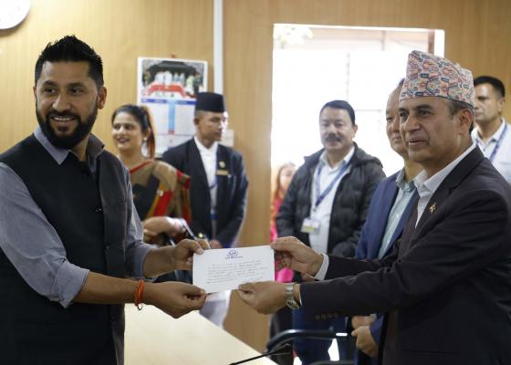 सभामुख पदमा रास्वपा उपसभापति डिपी अर्यालको उम्मेदवारी दर्ता 