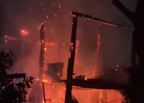 इटहरीमा बढ्दो आगलागी जोखिम: स्थानीय सरकारको निष्क्रियताप्रति जनआक्रोश चुलिँदै इटहरीमा बढ्दो आगलागी जोखिम: स्थानीय सरकारको निष्क्रियताप्रति जनआक्रोश चुलिँदै