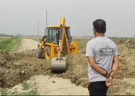 इनरूवाको “ग्रिन सिटी”ले मिचेको सरकारी विद्यालयको जग्गामा चल्यो डोजर इनरूवाको “ग्रिन सिटी”ले मिचेको सरकारी विद्यालयको जग्गामा चल्यो डोजर