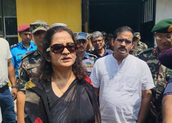 ३३ लाख लगानीमा हेटौँडा कपडा उद्योगका २० लुम सञ्चालन, ४८८ वटै मेसिन चलाउने तयारी ३३ लाख लगानीमा हेटौँडा कपडा उद्योगका २० लुम सञ्चालन, ४८८ वटै मेसिन चलाउने तयारी