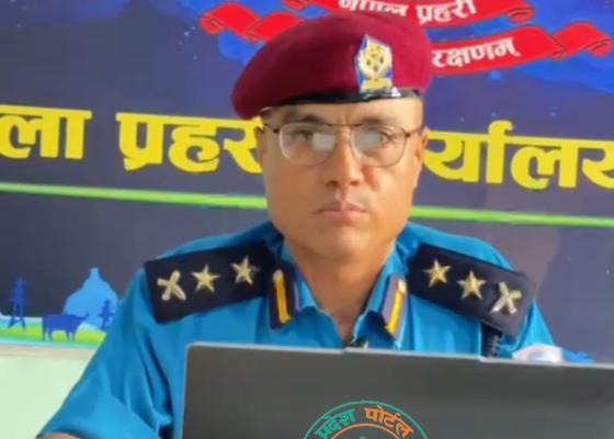 प्रविधिको अधिकतम प्रयोग गर्दै सुनसरीमा अपराध नियन्त्रण गर्छौँः एसपी मल्ल प्रविधिको अधिकतम प्रयोग गर्दै सुनसरीमा अपराध नियन्त्रण गर्छौँः एसपी मल्ल
