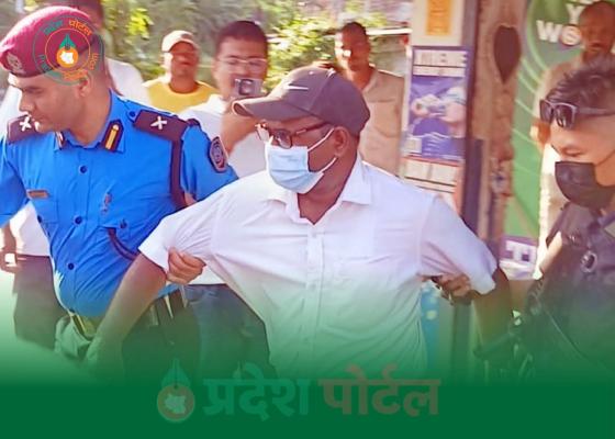इटहरीका विद्युत् प्राधिकरणका इन्जिनियर यादव ५० हजार घुससहित पक्राउ, थप १२ हजार रकमको स्रोत खुलेन इटहरीका विद्युत् प्राधिकरणका इन्जिनियर यादव ५० हजार घुससहित पक्राउ, थप १२ हजार रकमको स्रोत खुलेन