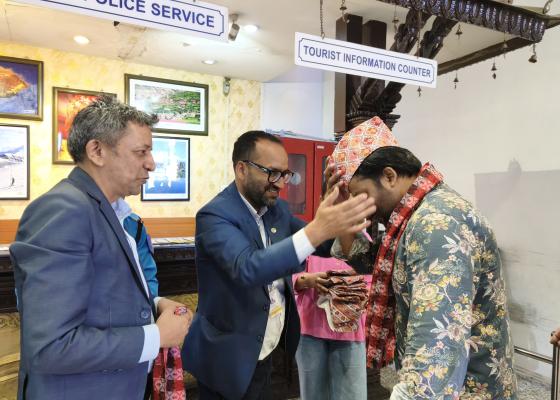 आत्मविश्वाससहित लयमा फर्किँदै पर्यटन, बोर्डद्वारा बंगलादेशी कर्पोरेट टोलीको स्वागत आत्मविश्वाससहित लयमा फर्किँदै पर्यटन, बोर्डद्वारा बंगलादेशी कर्पोरेट टोलीको स्वागत