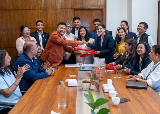 ज्येष्ठ नागरिकहरुको निःशुल्क उपचारका लागि अस्पतालहरुसँग काठमाडौं महानगरको सम्झौता ज्येष्ठ नागरिकहरुको निःशुल्क उपचारका लागि अस्पतालहरुसँग काठमाडौं महानगरको सम्झौता